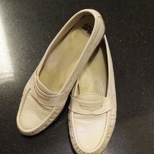 SAS  leather loafers sz8